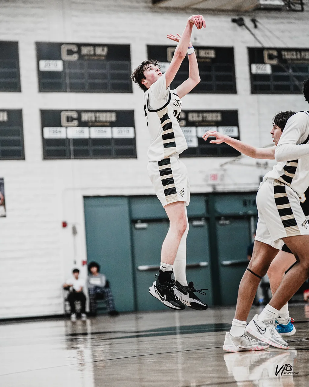calabasas senior night — photograph 16