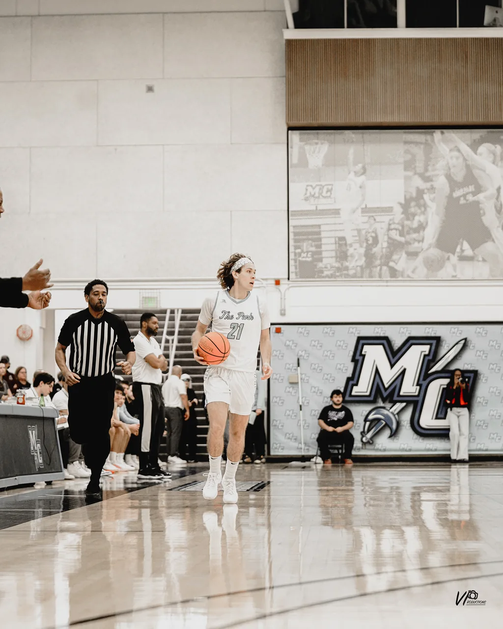 moorpark basketball — photograph 4