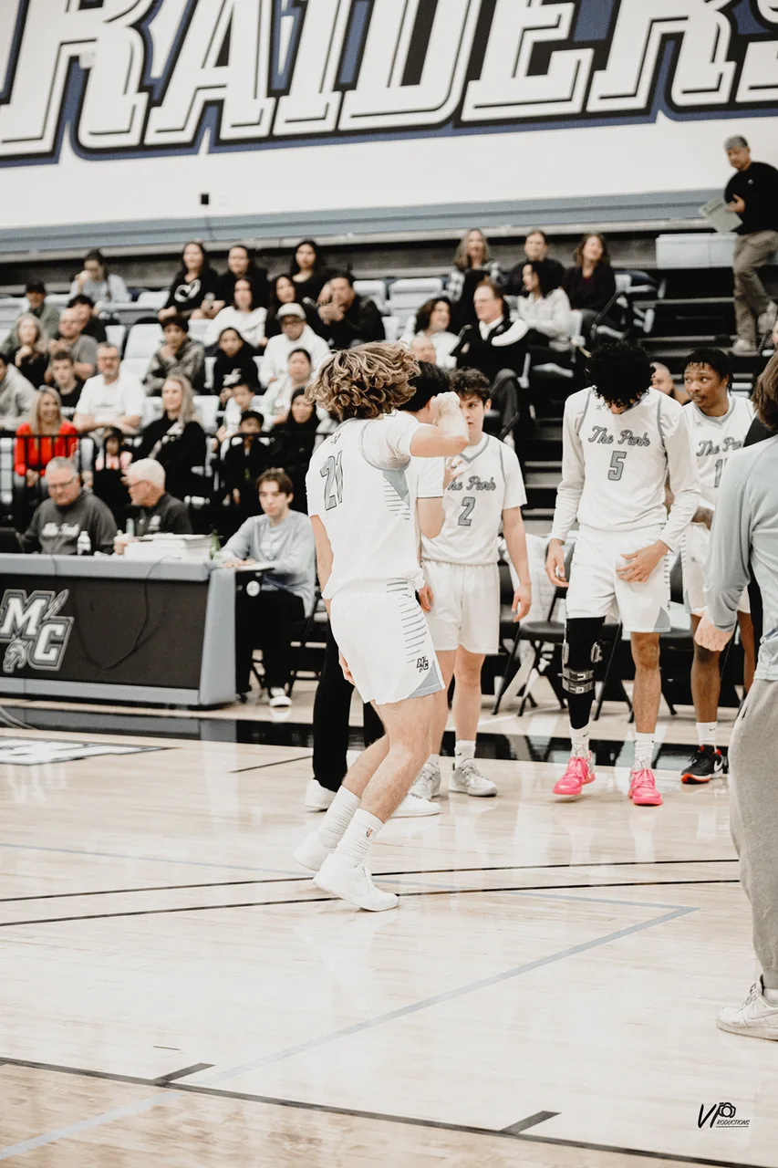 moorpark basketball — photograph 1