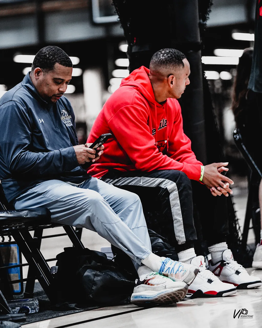rage elite basketball — photograph 1